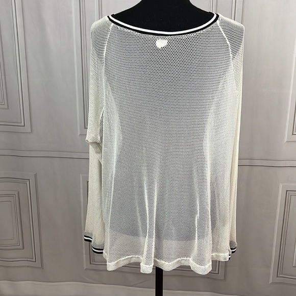 Mesh top 🖤 - Picture 7 of 8